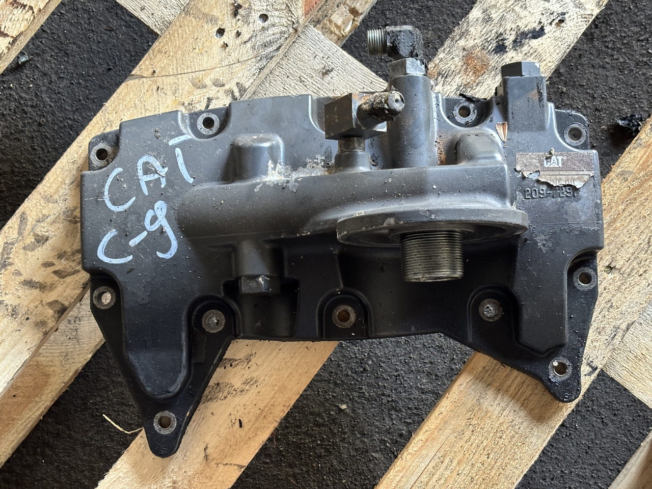CAT Caterpillar C9 209-7291 Zespół podstawy filtra oleju 2097291 - 滤油器 适用于 农业机械:图1 CAT Caterpillar C9 209-7291 Zespół podstawy filtra oleju 2097291 - 滤油器 适用于 农业机械:图1