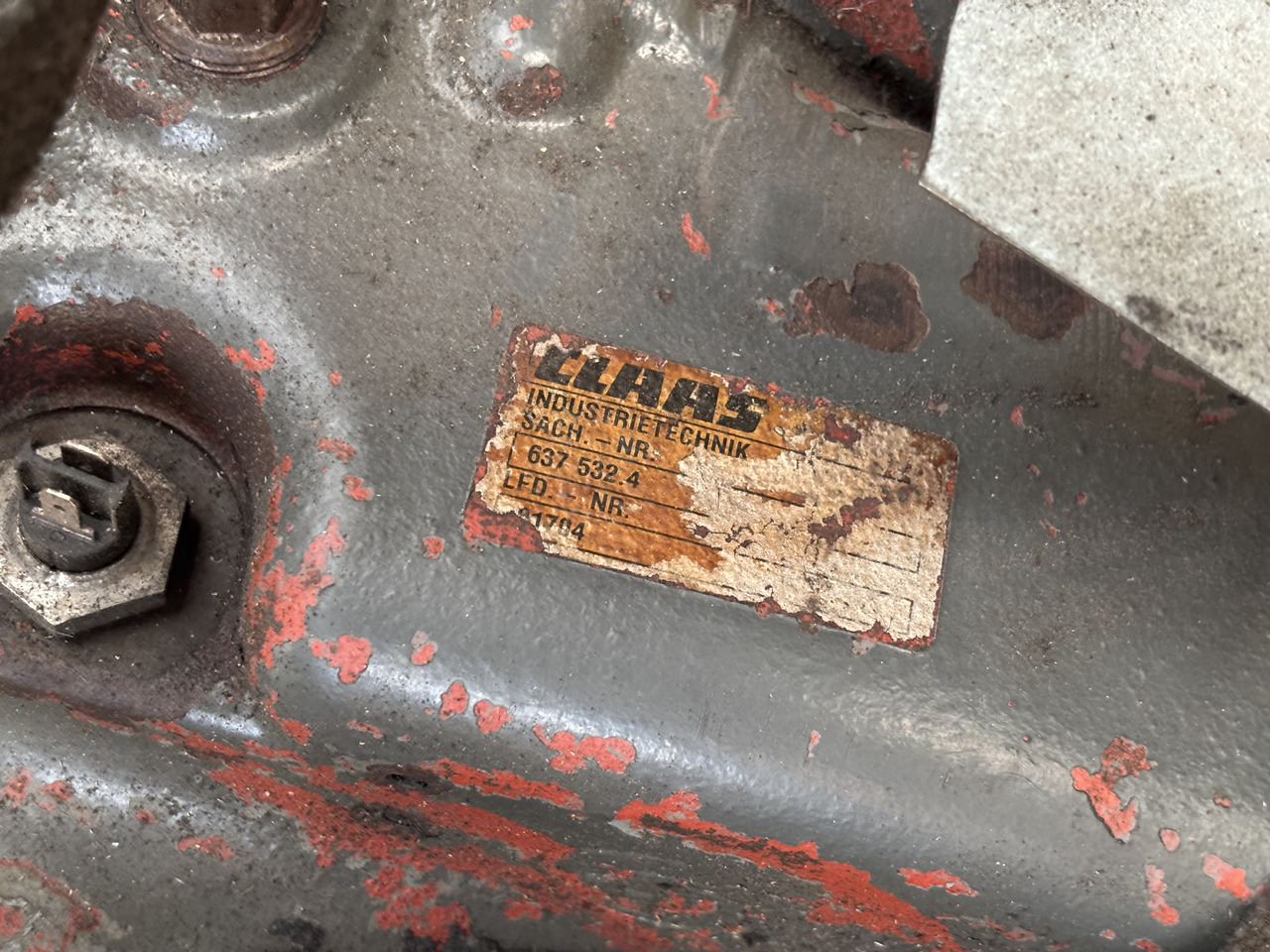 Claas 480 Wałek Napędu Skrzyni Biegów 0007694080 0006379471 0006376880 - 传动轴 适用于 农业机械:图3 Claas 480 Wałek Napędu Skrzyni Biegów 0007694080 0006379471 0006376880 - 传动轴 适用于 农业机械:图3