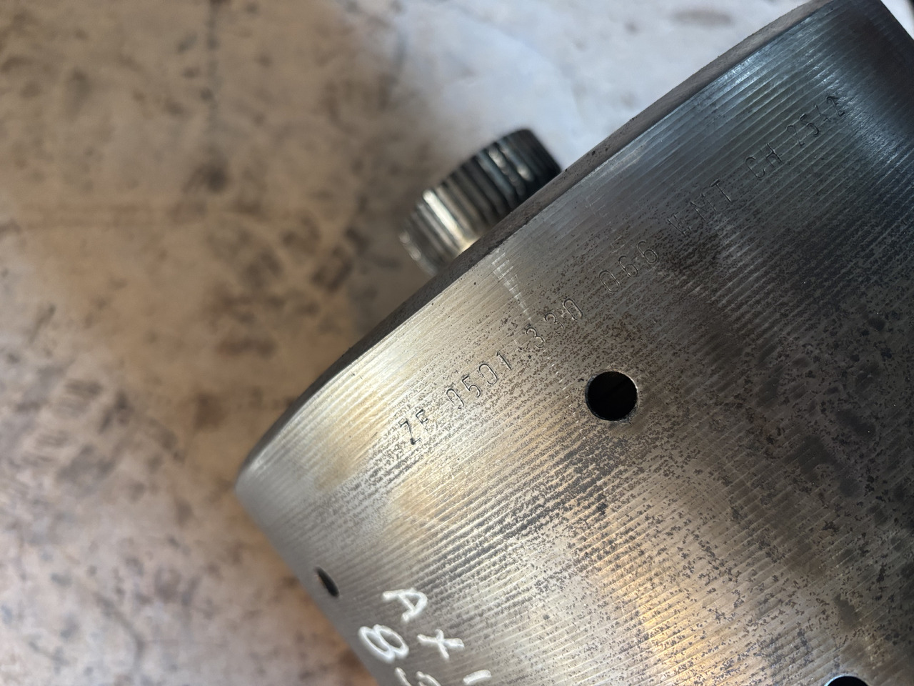 Claas AXION 830 CMATIC Dzwon Sprzęgła Koło Zębate 0011658030 0011658130 0011658230 - 离合器及其零件 适用于 农业机械:图4 Claas AXION 830 CMATIC Dzwon Sprzęgła Koło Zębate 0011658030 0011658130 0011658230 - 离合器及其零件 适用于 农业机械:图4