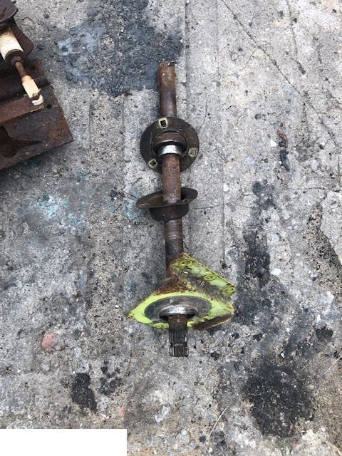 Claas Dominator - Półoś Napędu Zespołu Żniwnego Hedera - 传动轴 适用于 农业机械:图1 Claas Dominator - Półoś Napędu Zespołu Żniwnego Hedera - 传动轴 适用于 农业机械:图1