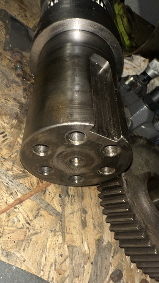 Claas LEXION 600 terra track Grimme Wał półoś napędową - 传动轴 适用于 农业机械:图4 Claas LEXION 600 terra track Grimme Wał półoś napędową - 传动轴 适用于 农业机械:图4