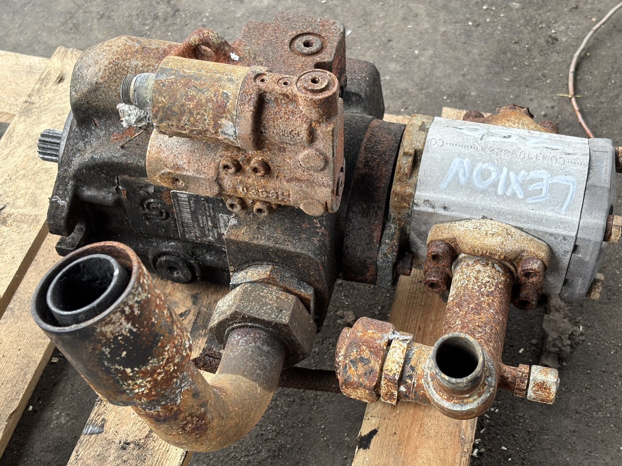 Claas Lexion 750 Danfos Bosch Rexroth Pompa Hydrauliczna KRR045DECD2NN KRR045 83024430 - 液压泵 适用于 农业机械:图4 Claas Lexion 750 Danfos Bosch Rexroth Pompa Hydrauliczna KRR045DECD2NN KRR045 83024430 - 液压泵 适用于 农业机械:图4