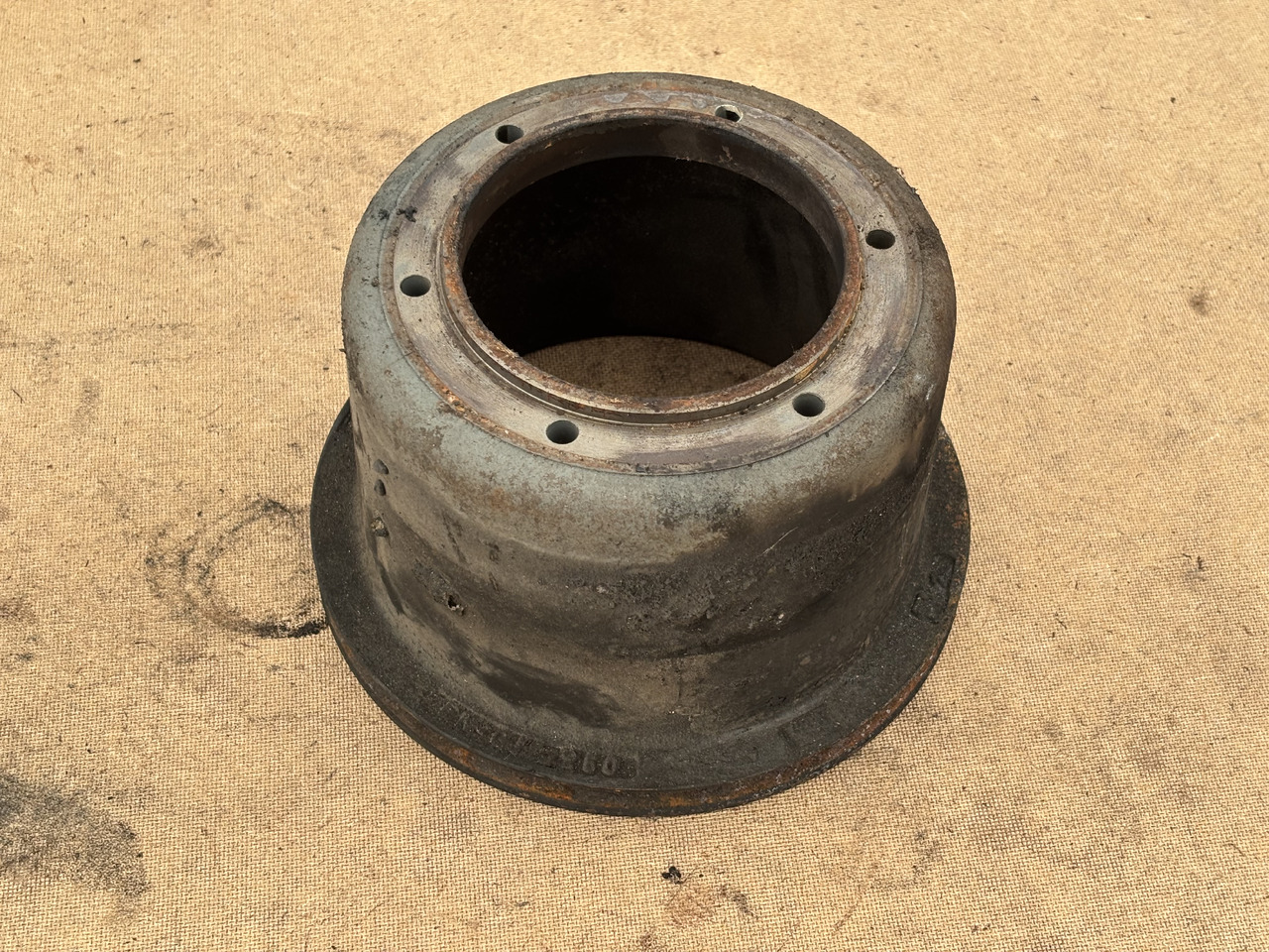 Claas Lexion 780 Koło pasowe Dzwon 00 0780 086 0 0007800860 - 皮带 适用于 联合收割机:图1 Claas Lexion 780 Koło pasowe Dzwon 00 0780 086 0 0007800860 - 皮带 适用于 联合收割机:图1