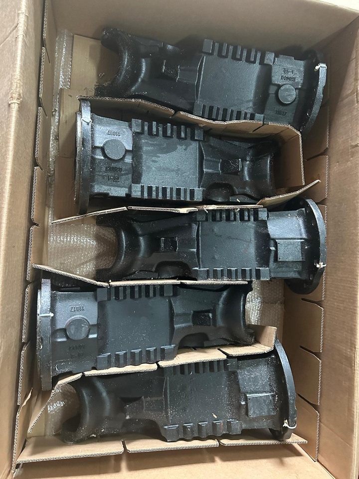 Claas ranger obudowa mostu carraro 11817 - 轴及其零件 适用于 农业机械:图1 Claas ranger obudowa mostu carraro 11817 - 轴及其零件 适用于 农业机械:图1