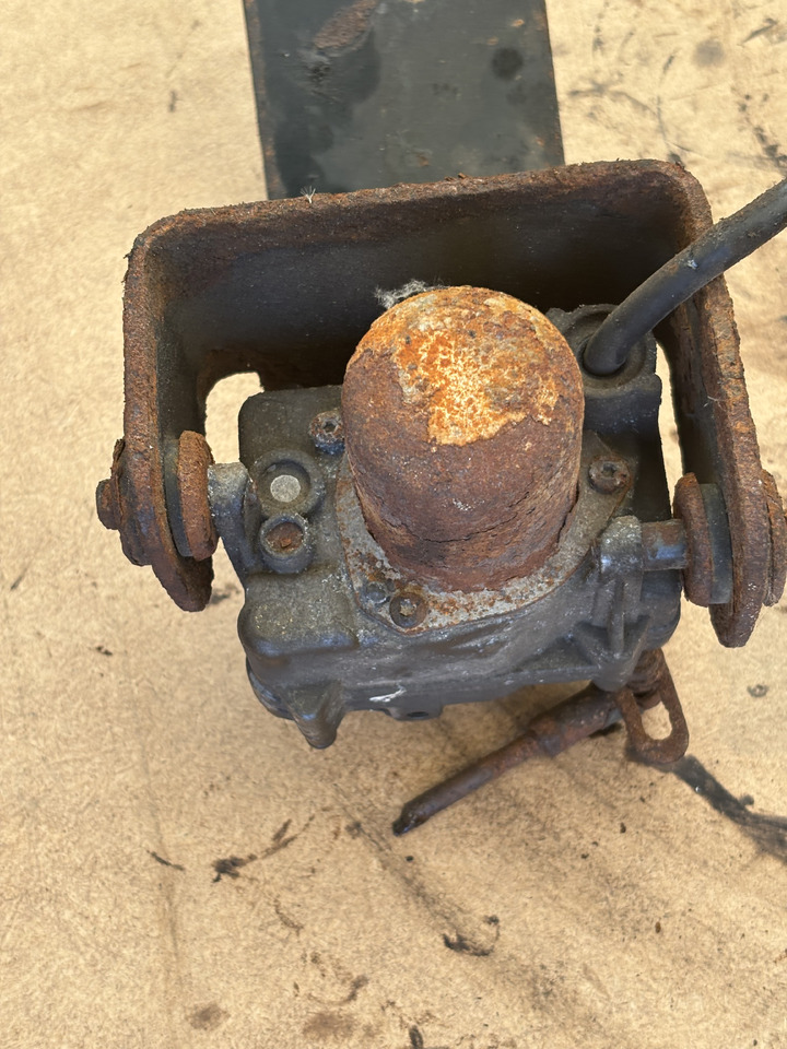 Cummins 8.3 6CT 6CTA 6CTAA Elektroniczny pedał gazu VDO 408.422/6/1 - 踏板:图3 Cummins 8.3 6CT 6CTA 6CTAA Elektroniczny pedał gazu VDO 408.422/6/1 - 踏板:图3