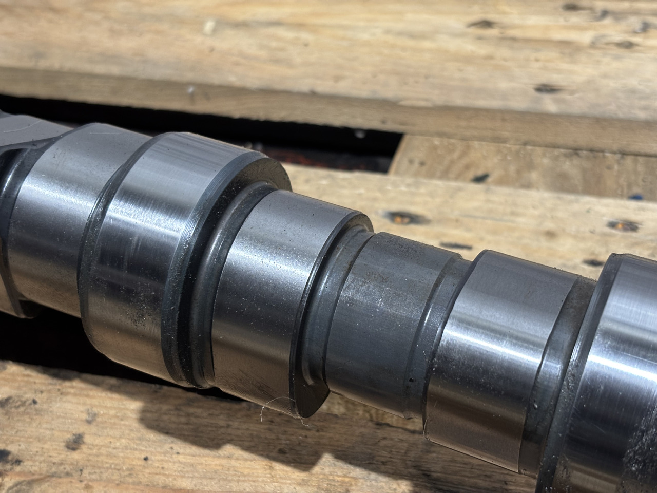 DEUTZ 04909274 04902099 TCD 2013 L6 4V / TCD 7.8 L6 Wałek Rozrządu - 凸轮轴 适用于 农业机械:图1 DEUTZ 04909274 04902099 TCD 2013 L6 4V / TCD 7.8 L6 Wałek Rozrządu - 凸轮轴 适用于 农业机械:图1