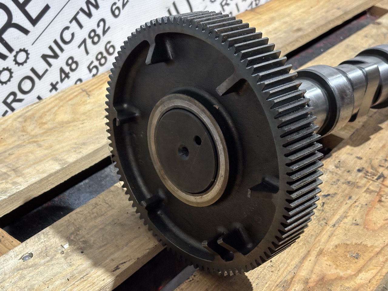 DEUTZ 04909274 04902099 TCD 2013 L6 4V / TCD 7.8 L6 Wałek Rozrządu - 凸轮轴 适用于 农业机械:图3 DEUTZ 04909274 04902099 TCD 2013 L6 4V / TCD 7.8 L6 Wałek Rozrządu - 凸轮轴 适用于 农业机械:图3