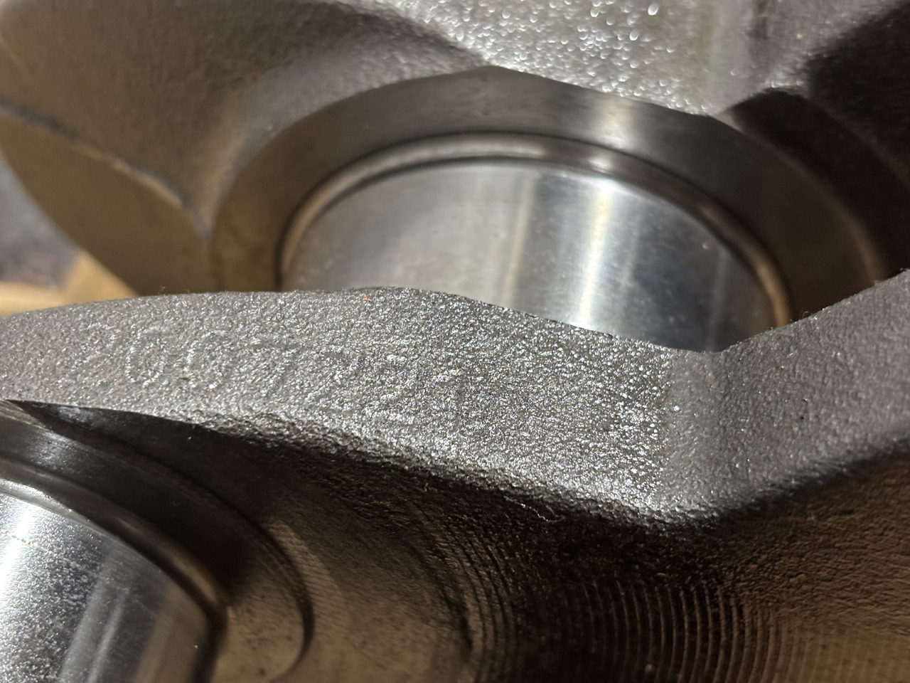 Deutz BF4M1011 BF4M2011C D4L2011 D2011L04 Wał Korbowy - 曲轴 适用于 农业机械:图4 Deutz BF4M1011 BF4M2011C D4L2011 D2011L04 Wał Korbowy - 曲轴 适用于 农业机械:图4