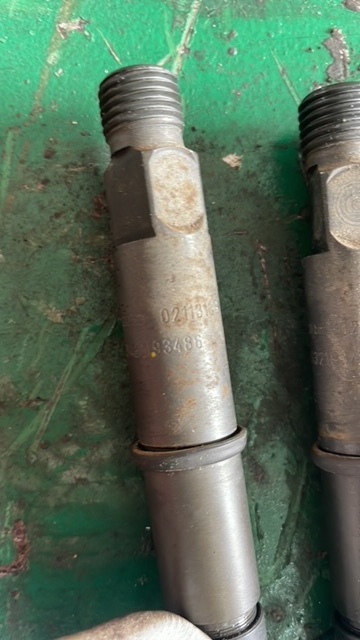 Deutz BF4M2012 wtryski 02931905 - 喷射器 适用于 农业机械:图1 Deutz BF4M2012 wtryski 02931905 - 喷射器 适用于 农业机械:图1