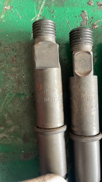 Deutz BF4M2012 wtryski 02931905 - 喷射器 适用于 农业机械:图3 Deutz BF4M2012 wtryski 02931905 - 喷射器 适用于 农业机械:图3
