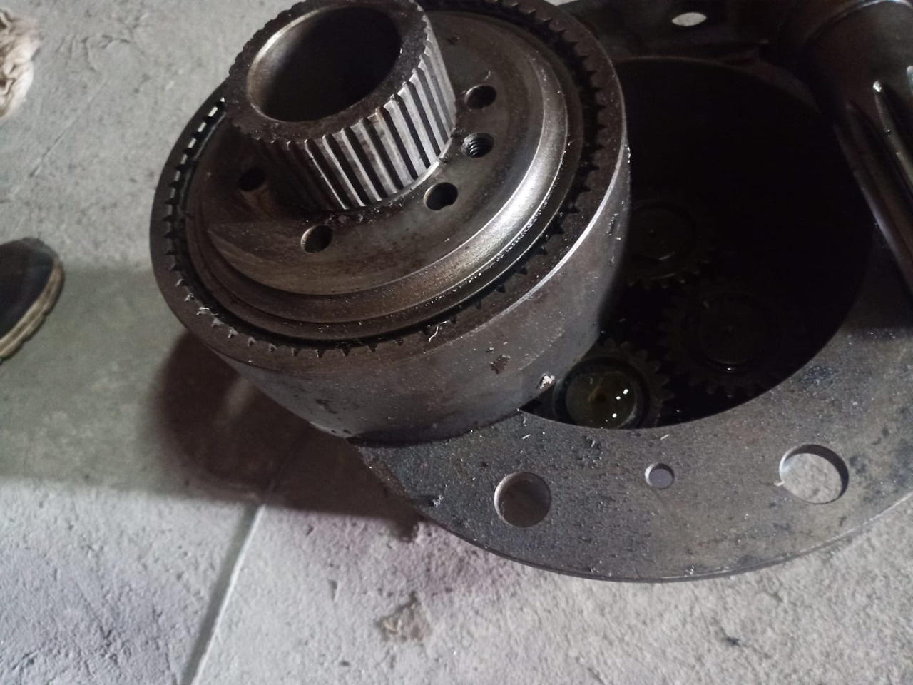 Deutz Fahr agrotron M zwolnica Piasta zwrotnica - 主减速器 适用于 农业机械:图4 Deutz Fahr agrotron M zwolnica Piasta zwrotnica - 主减速器 适用于 农业机械:图4