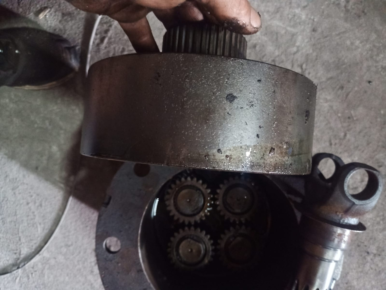 Deutz Fahr agrotron M zwolnica Piasta zwrotnica - 主减速器 适用于 农业机械:图3 Deutz Fahr agrotron M zwolnica Piasta zwrotnica - 主减速器 适用于 农业机械:图3