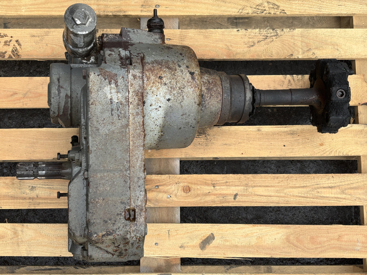 Fendt 700 712 714 716 800 818 820 COM1 COM2 Przedni WOM PTO Kompletny 716150200031 - 传动装置 适用于 农业机械:图5 Fendt 700 712 714 716 800 818 820 COM1 COM2 Przedni WOM PTO Kompletny 716150200031 - 传动装置 适用于 农业机械:图5