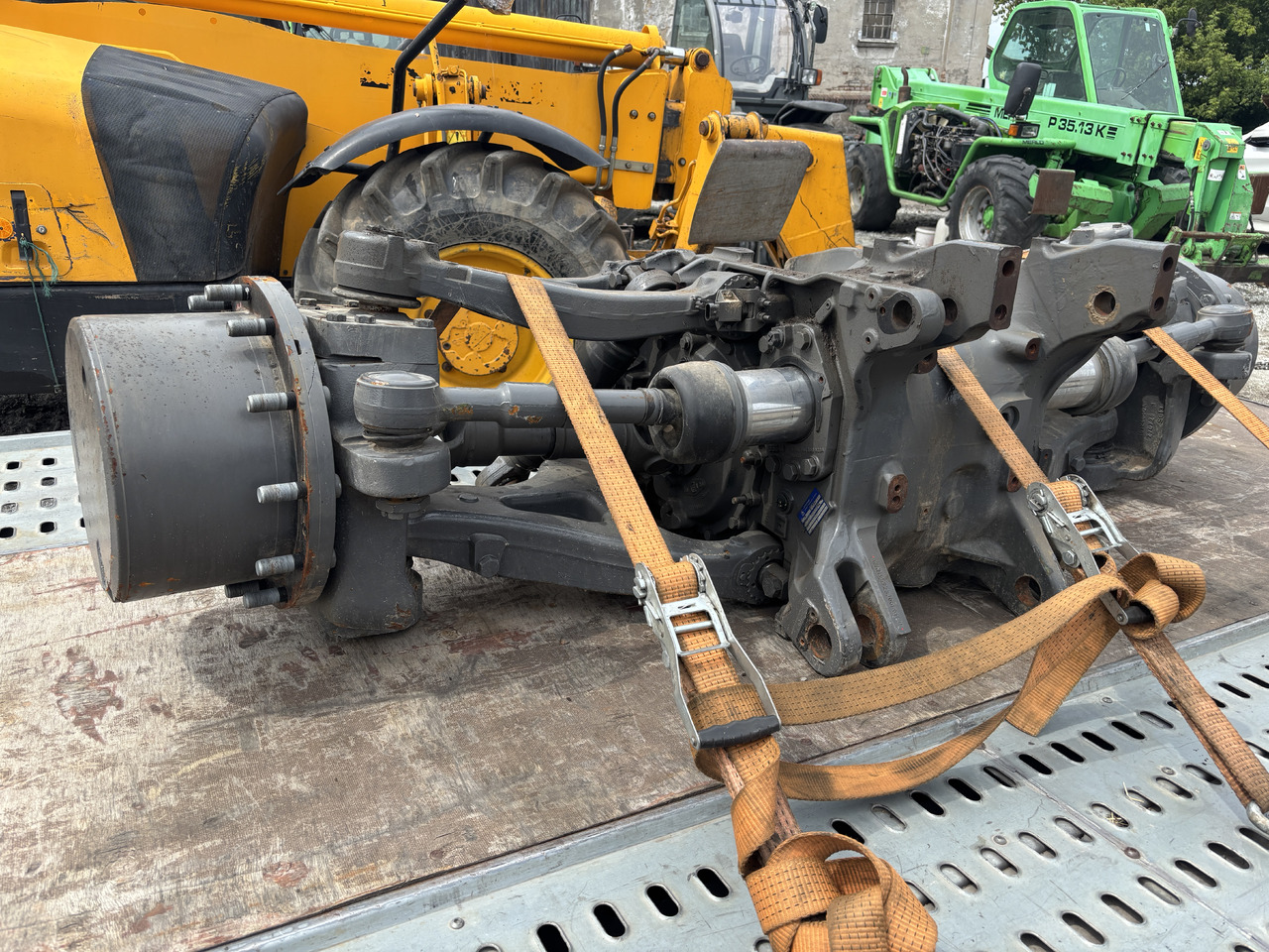 Fendt 936 939 Vario - most przedni CZĘŚCI - zwolnica zwrotnica obudowa siłownik 980/10141854 - 转向节 适用于 农业机械:图1 Fendt 936 939 Vario - most przedni CZĘŚCI - zwolnica zwrotnica obudowa siłownik 980/10141854 - 转向节 适用于 农业机械:图1