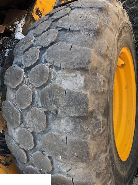 JCB 460/70r24 - Koła / Opony - 车轮 适用于 农业机械:图1 JCB 460/70r24 - Koła / Opony - 车轮 适用于 农业机械:图1