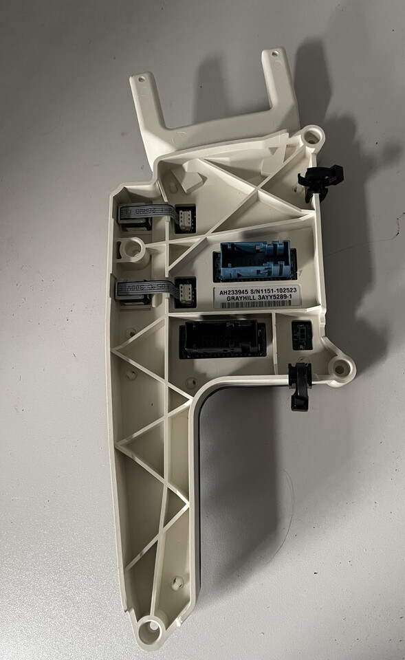 JOHN DEERE AH 233945-panel/moduł przełączników - 仪表板 适用于 农业机械:图2 JOHN DEERE AH 233945-panel/moduł przełączników - 仪表板 适用于 农业机械:图2