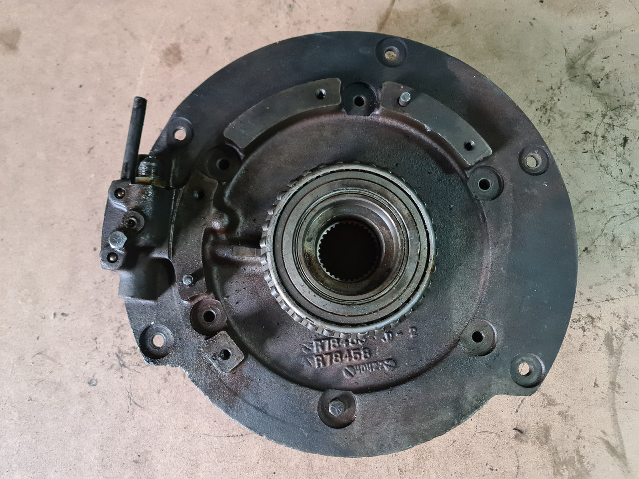 John Deere 4055, 4255, 4455 Sprzęgło kompletne RE13237 R94370 RE25562 R85784 R71795 R91366 - 离合器及其零件 适用于 农业机械:图1 John Deere 4055, 4255, 4455 Sprzęgło kompletne RE13237 R94370 RE25562 R85784 R71795 R91366 - 离合器及其零件 适用于 农业机械:图1