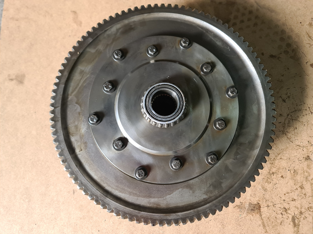 John Deere 4650, 4850 Bęben Sprzęgła WOM Sprzęgło Bieg R70932 AR95409 R71231 - 离合器及其零件 适用于 农业机械:图4 John Deere 4650, 4850 Bęben Sprzęgła WOM Sprzęgło Bieg R70932 AR95409 R71231 - 离合器及其零件 适用于 农业机械:图4