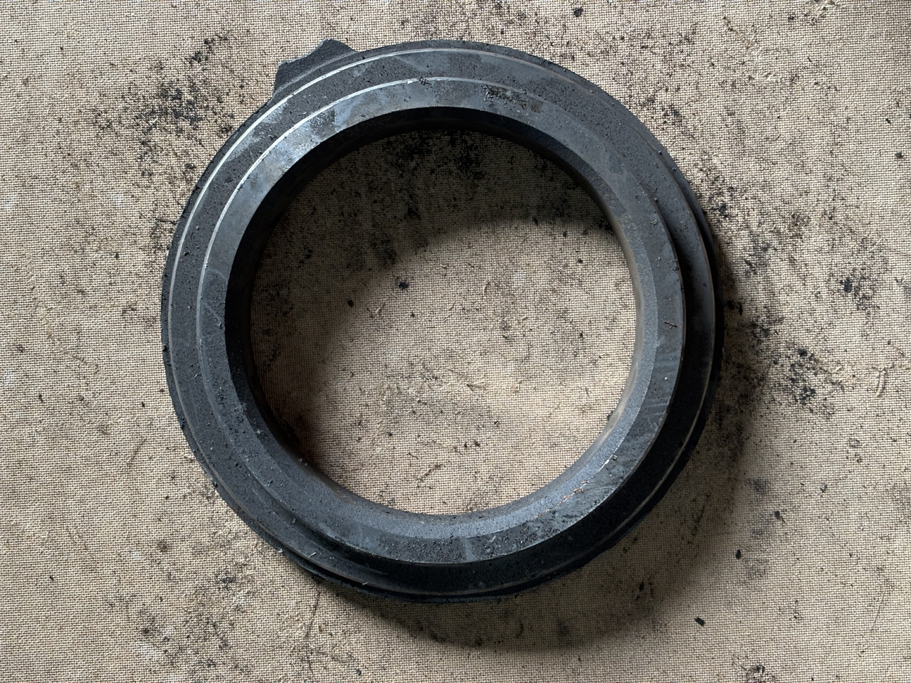 John Deere 6140 6800 6900 7420 7500 Docisk Hamulca Płytka R125127 - 制动零件 适用于 农业机械:图3 John Deere 6140 6800 6900 7420 7500 Docisk Hamulca Płytka R125127 - 制动零件 适用于 农业机械:图3