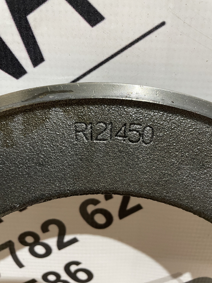 John Deere 6300 6100 6200 6400 - docisk skrzyni biegów R121450 - 变速箱及其零件 适用于 农业机械:图2 John Deere 6300 6100 6200 6400 - docisk skrzyni biegów R121450 - 变速箱及其零件 适用于 农业机械:图2