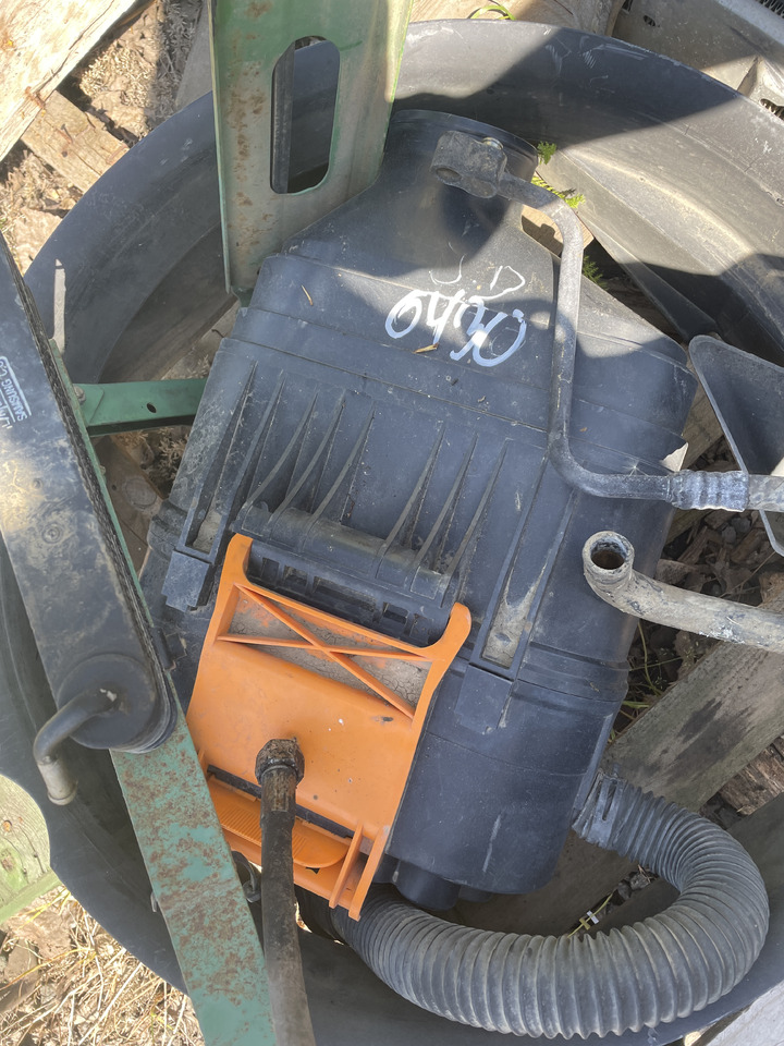 John Deere 6330 6430 6530 - filtr powietrza komplet AL167771 - 空气过滤器 适用于 农业机械:图1 John Deere 6330 6430 6530 - filtr powietrza komplet AL167771 - 空气过滤器 适用于 农业机械:图1