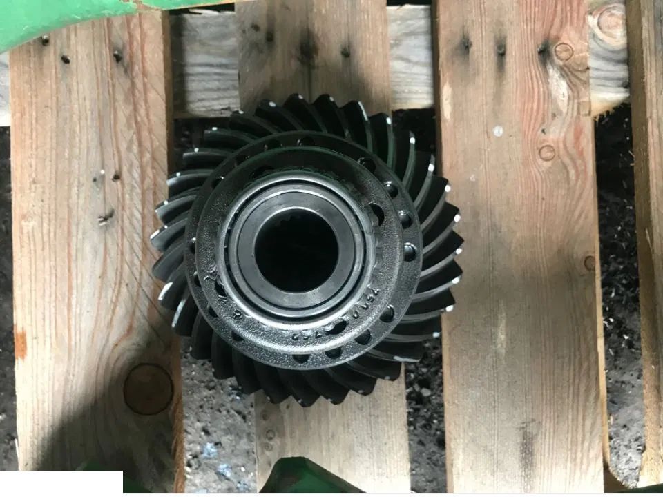 John Deere 6620 6630 6820 6830 6920 - Koło Talerzowe Wałek Atakujący 14x31 - 传动装置 适用于 农业机械:图1 John Deere 6620 6630 6820 6830 6920 - Koło Talerzowe Wałek Atakujący 14x31 - 传动装置 适用于 农业机械:图1