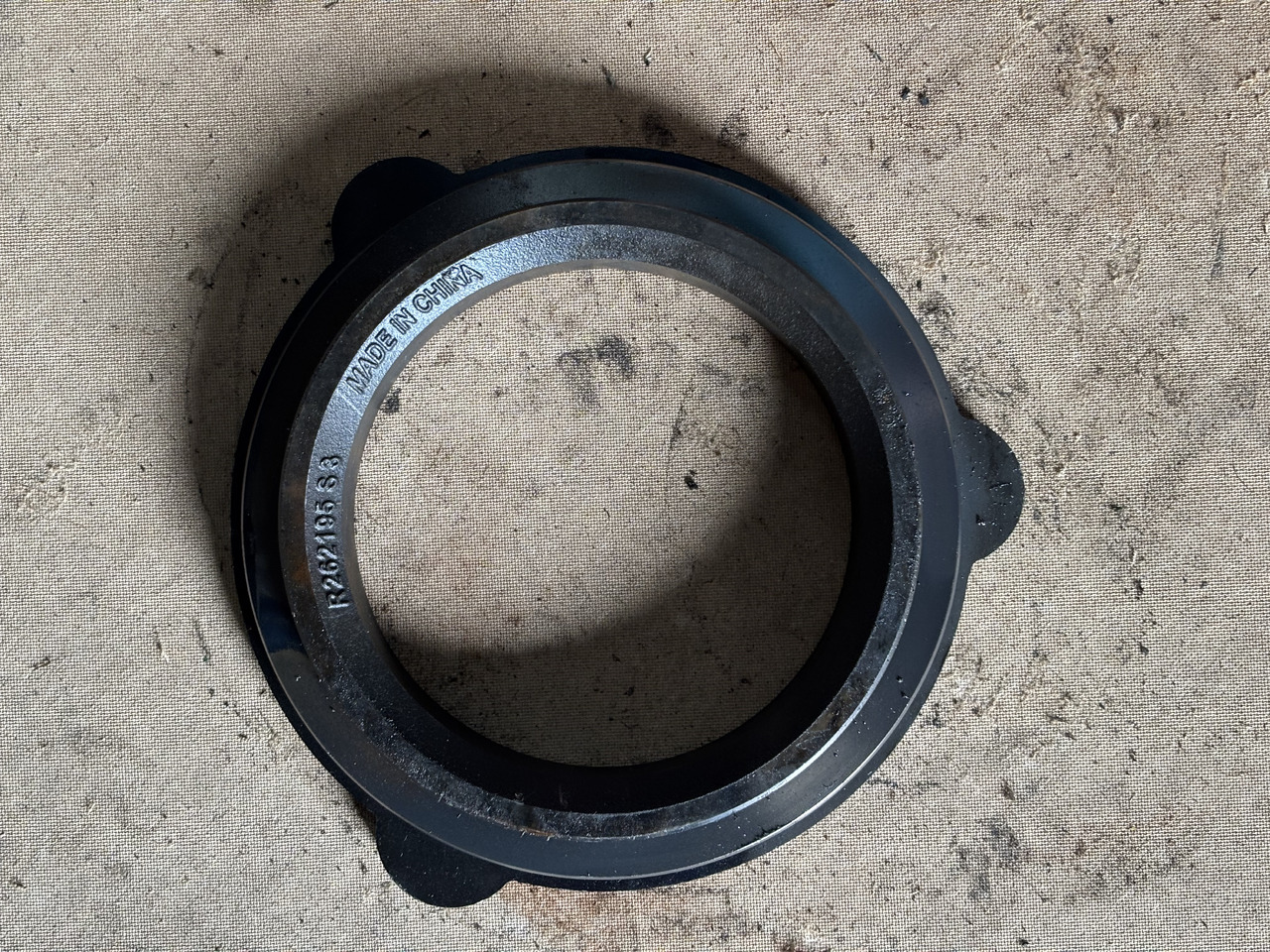 John Deere 6830 6930 Docisk Hamulca Płytka R262195 - 制动盘 适用于 农业机械:图1 John Deere 6830 6930 Docisk Hamulca Płytka R262195 - 制动盘 适用于 农业机械:图1