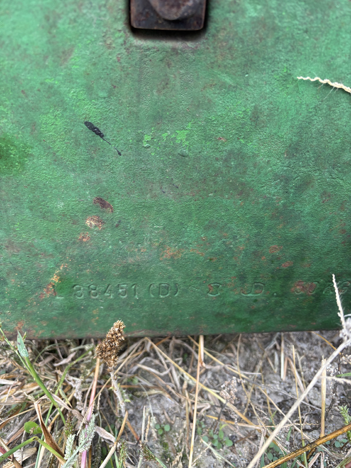 John Deere 6xxx - obciążnik walizkowy balast 50kg L38451 L225318 - 高尔夫球车:图2 John Deere 6xxx - obciążnik walizkowy balast 50kg L38451 L225318 - 高尔夫球车:图2