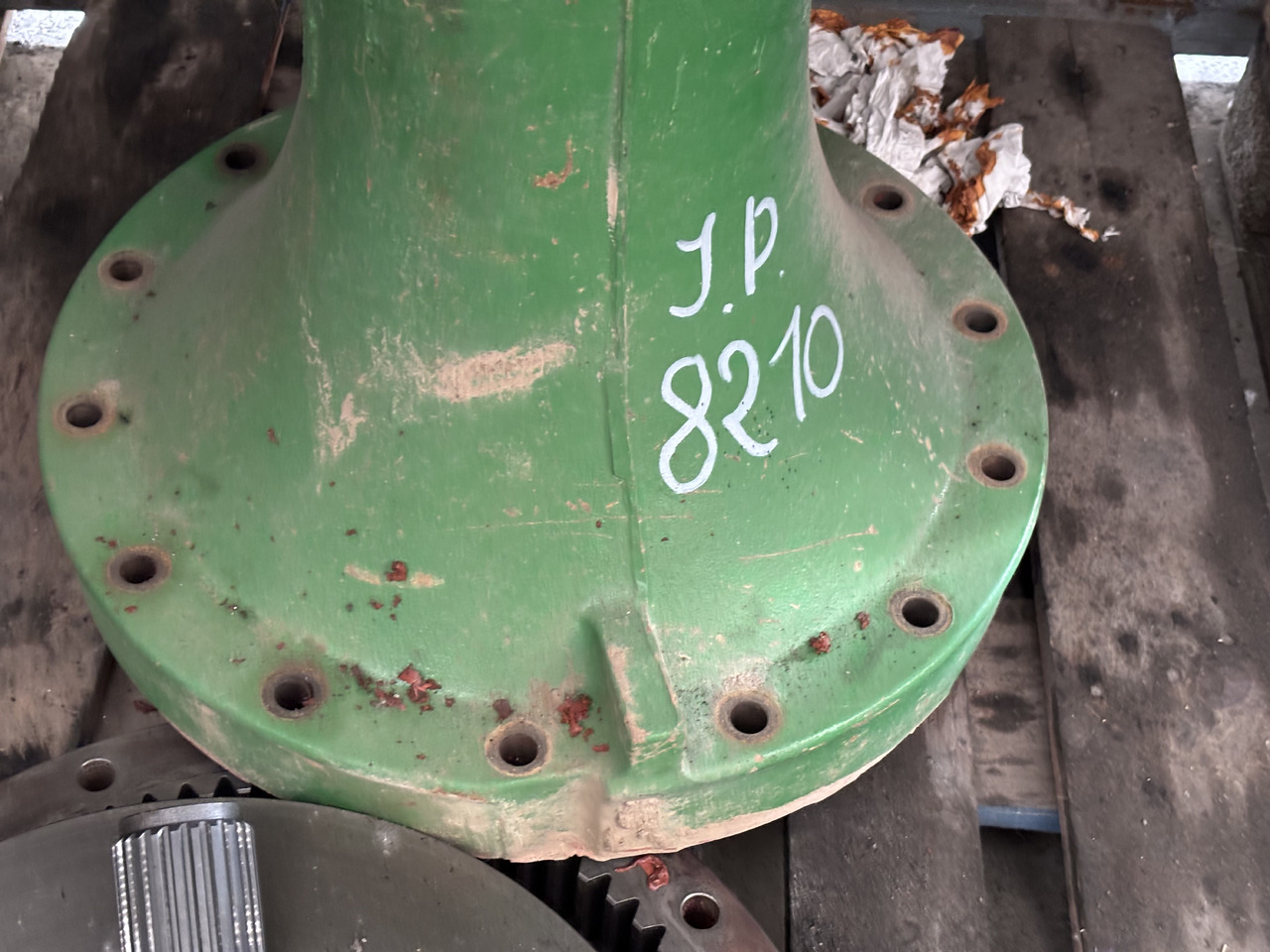 John Deere 8330 8370 Zwolnica Tylna Obudowa Wał R156486 R174225 R156486 R314670 R296985 R560119 - 主减速器 适用于 农业机械:图3 John Deere 8330 8370 Zwolnica Tylna Obudowa Wał R156486 R174225 R156486 R314670 R296985 R560119 - 主减速器 适用于 农业机械:图3