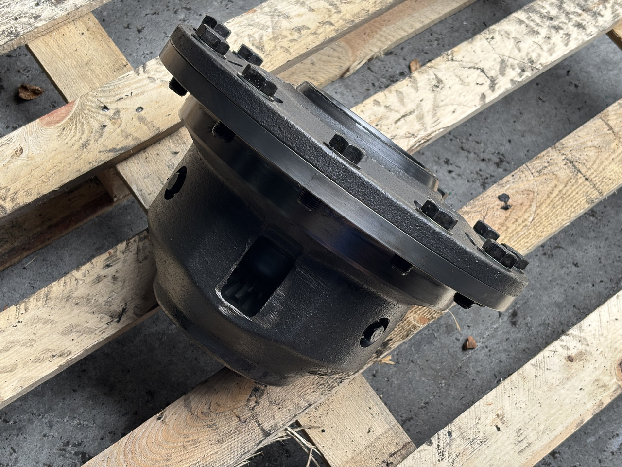 John Deere Mechanizm Różnicowy Reduktor R129583 R255179 R253935 R253934 R290636 - 差速器 适用于 农业机械:图1 John Deere Mechanizm Różnicowy Reduktor R129583 R255179 R253935 R253934 R290636 - 差速器 适用于 农业机械:图1