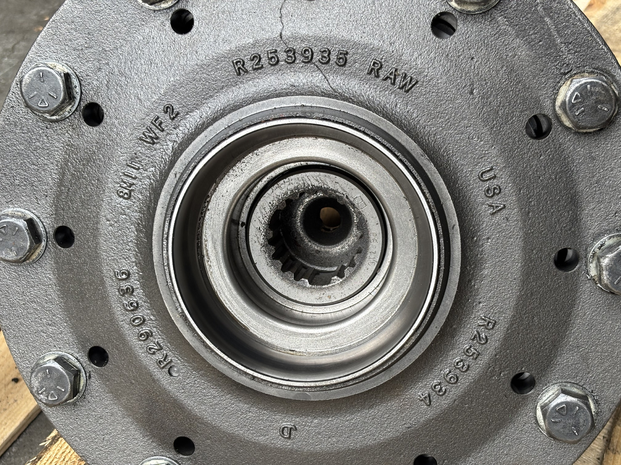 John Deere Mechanizm Różnicowy Reduktor R129583 R255179 R253935 R253934 R290636 - 差速器 适用于 农业机械:图4 John Deere Mechanizm Różnicowy Reduktor R129583 R255179 R253935 R253934 R290636 - 差速器 适用于 农业机械:图4