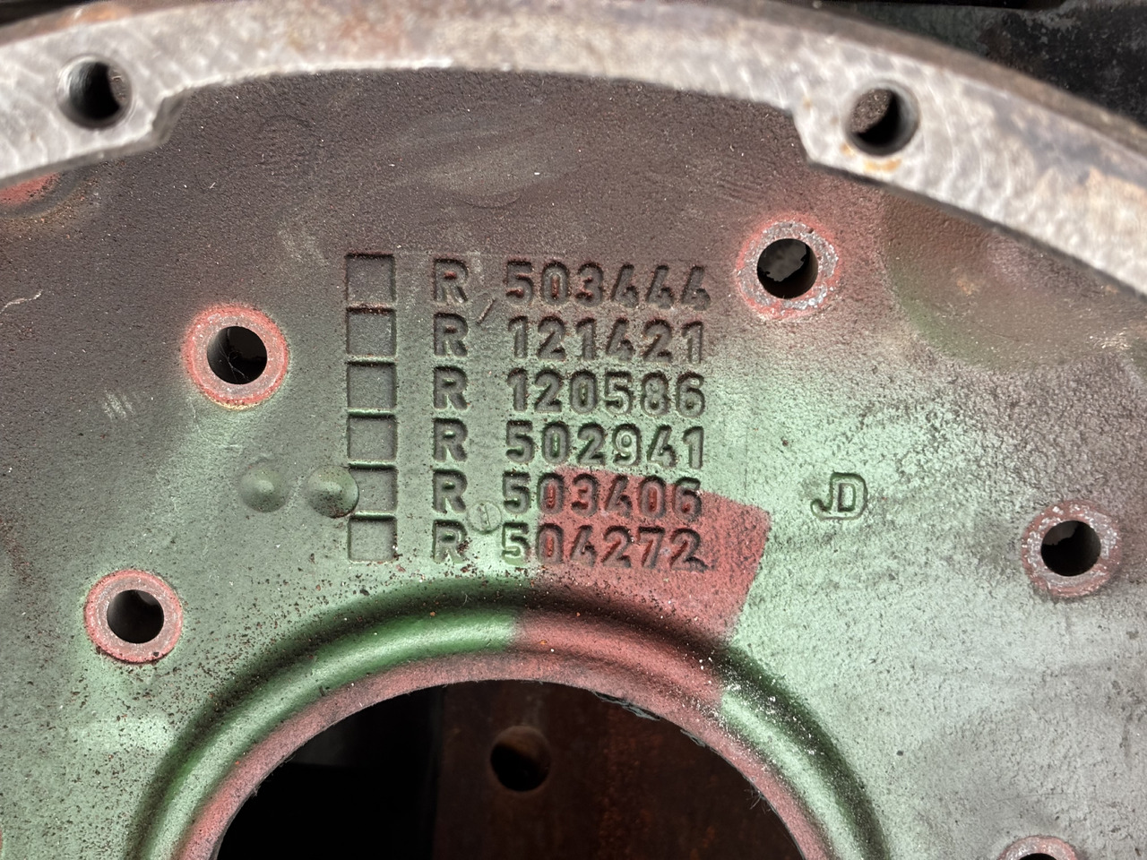 John Deere R503444 R121421 R120586 502941 R503406 R504272 Obudowa Koła Zamachowego - 飞轮 适用于 农业机械:图2 John Deere R503444 R121421 R120586 502941 R503406 R504272 Obudowa Koła Zamachowego - 飞轮 适用于 农业机械:图2