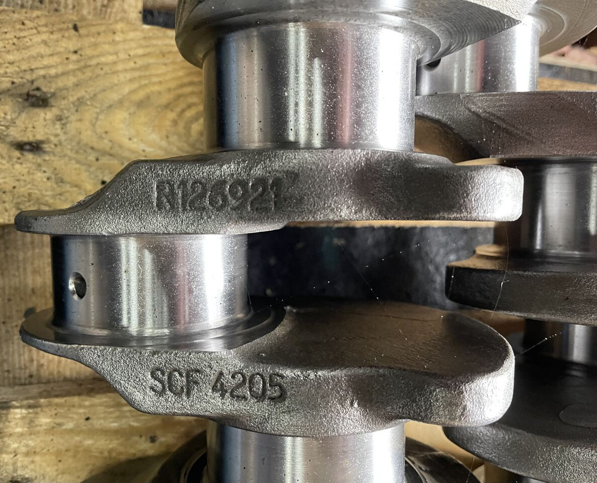 John Deere-wał korbowy/John Deere 6800 wał korbowy R126921 - 曲轴 适用于 农业机械:图2 John Deere-wał korbowy/John Deere 6800 wał korbowy R126921 - 曲轴 适用于 农业机械:图2