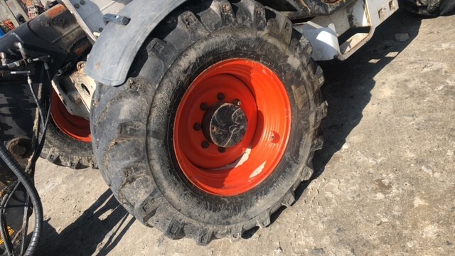 Koła felgi Bobcat massey ferguson 15x24 , 460/70 r24 - 车轮 适用于 农业机械:图4 Koła felgi Bobcat massey ferguson 15x24 , 460/70 r24 - 车轮 适用于 农业机械:图4