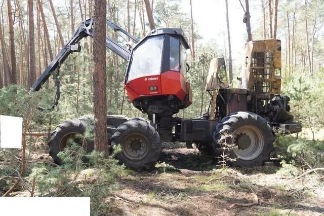 Komatsu Valmet - Półoś - 传动轴 适用于 林业设备:图1 Komatsu Valmet - Półoś - 传动轴 适用于 林业设备:图1