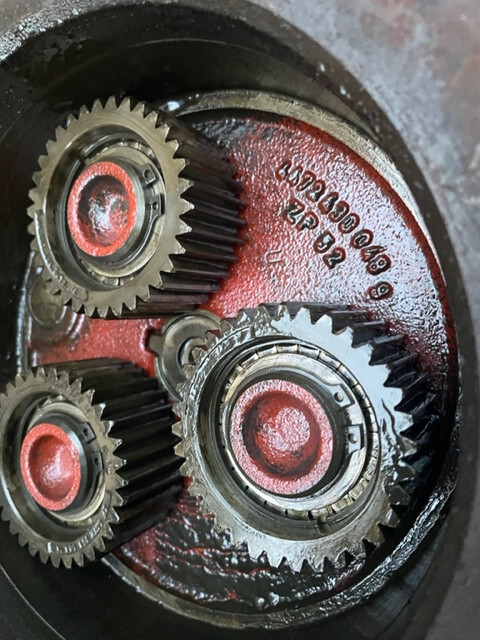 Kramer 520 - Zwolnica - 主减速器 适用于 建筑机械:图2 Kramer 520 - Zwolnica - 主减速器 适用于 建筑机械:图2