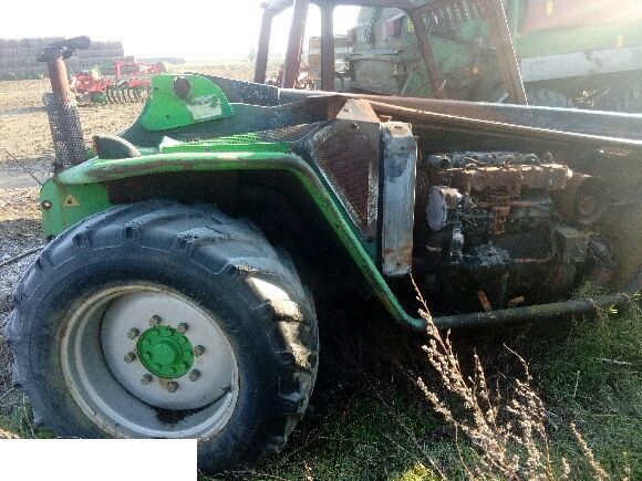 ŁADOWARKA TELESKOPOWA Merlo p26.6 spt - CZĘŚCI - Pompa Paliwa - 燃料泵 适用于 农业机械:图2 ŁADOWARKA TELESKOPOWA Merlo p26.6 spt - CZĘŚCI - Pompa Paliwa - 燃料泵 适用于 农业机械:图2
