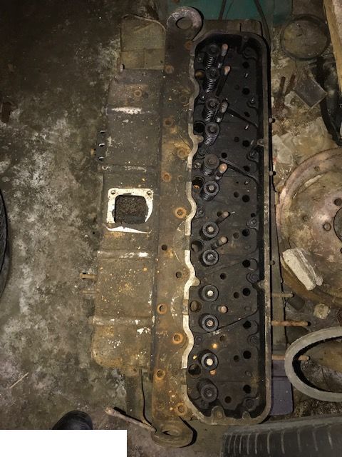 Leyland SW 400 - Głowica - 汽缸盖 适用于 农业机械:图1 Leyland SW 400 - Głowica - 汽缸盖 适用于 农业机械:图1