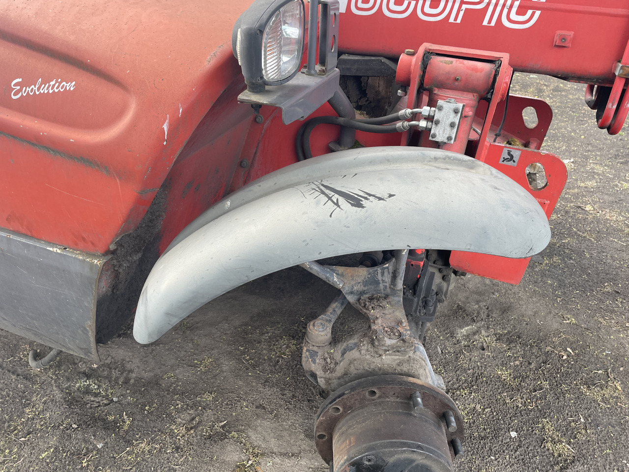 Manitou MHT 860 - części - błotniki drzwi kabina - 车门及其零件 适用于 农业机械:图4 Manitou MHT 860 - części - błotniki drzwi kabina - 车门及其零件 适用于 农业机械:图4