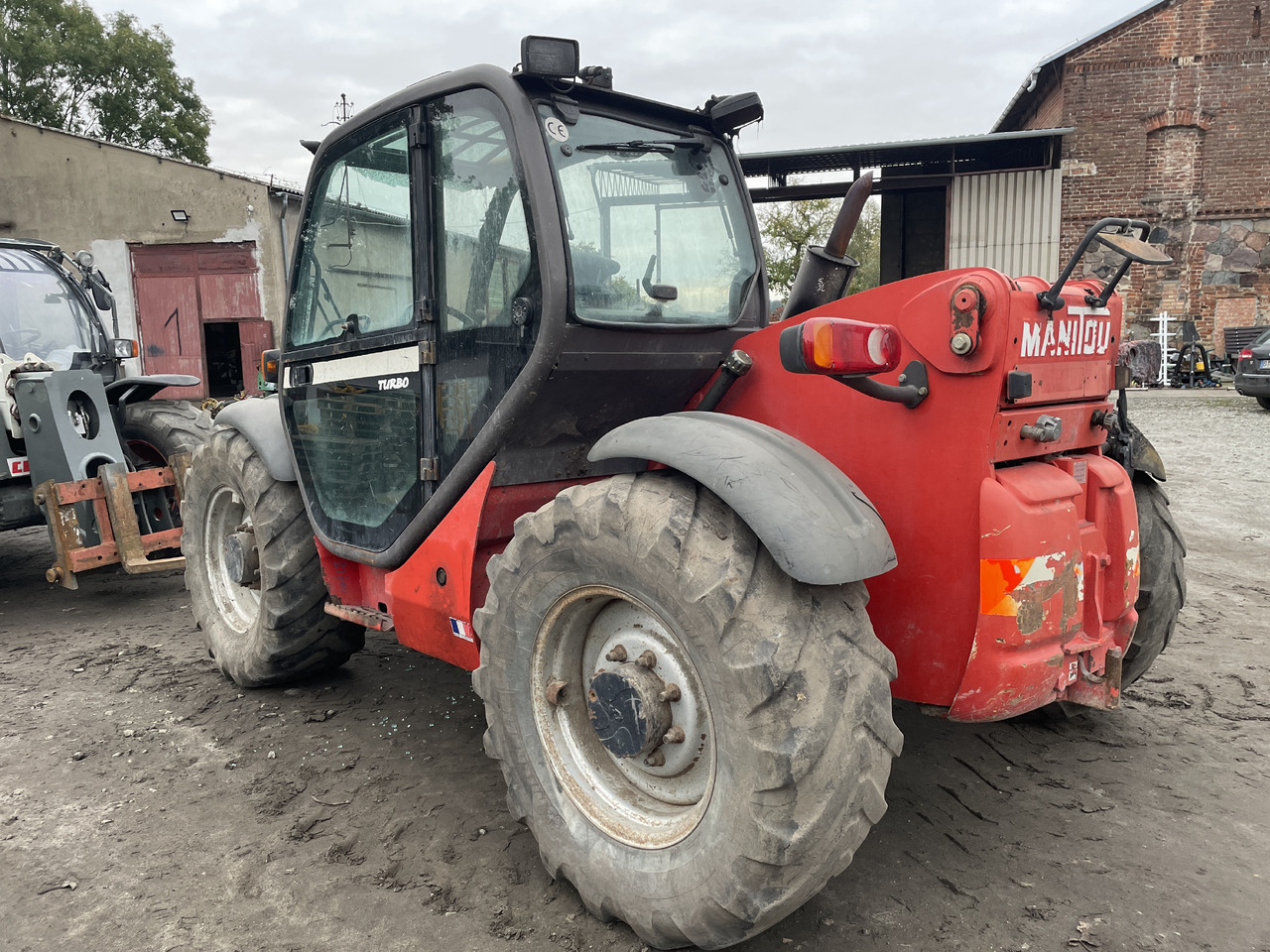 Manitou MLT 634 - błotnik błotniki stelaże - 车身和外部 适用于 材料装卸设备:图3 Manitou MLT 634 - błotnik błotniki stelaże - 车身和外部 适用于 材料装卸设备:图3