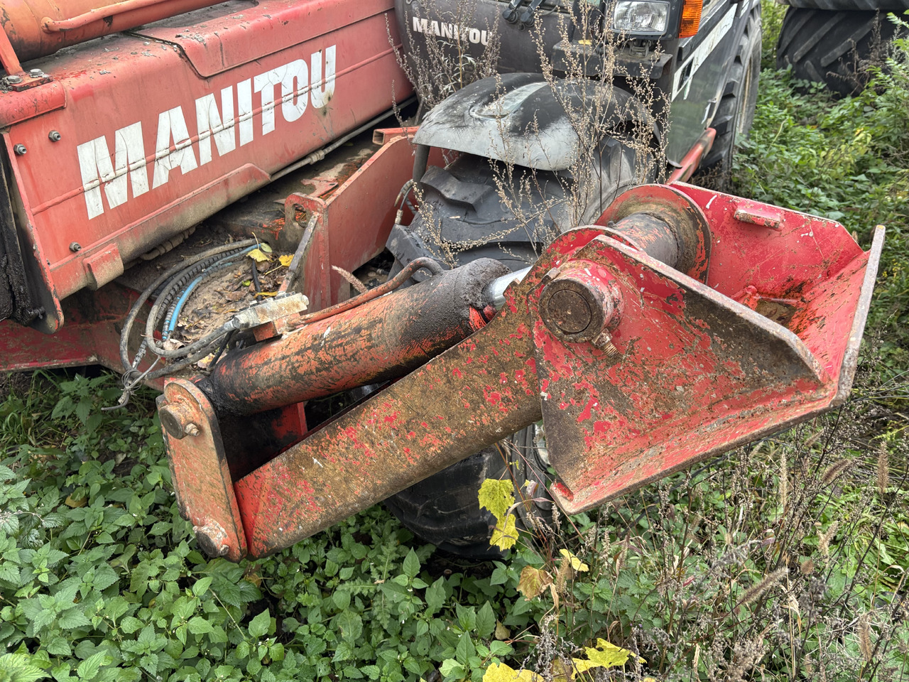 Manitou MT 1740 SLT - Ładowarka Teleskopowa - Stopa Wysięgnik Łapa Stabilizator Siłownik - 液压缸 适用于 伸缩臂叉装车:图1 Manitou MT 1740 SLT - Ładowarka Teleskopowa - Stopa Wysięgnik Łapa Stabilizator Siłownik - 液压缸 适用于 伸缩臂叉装车:图1