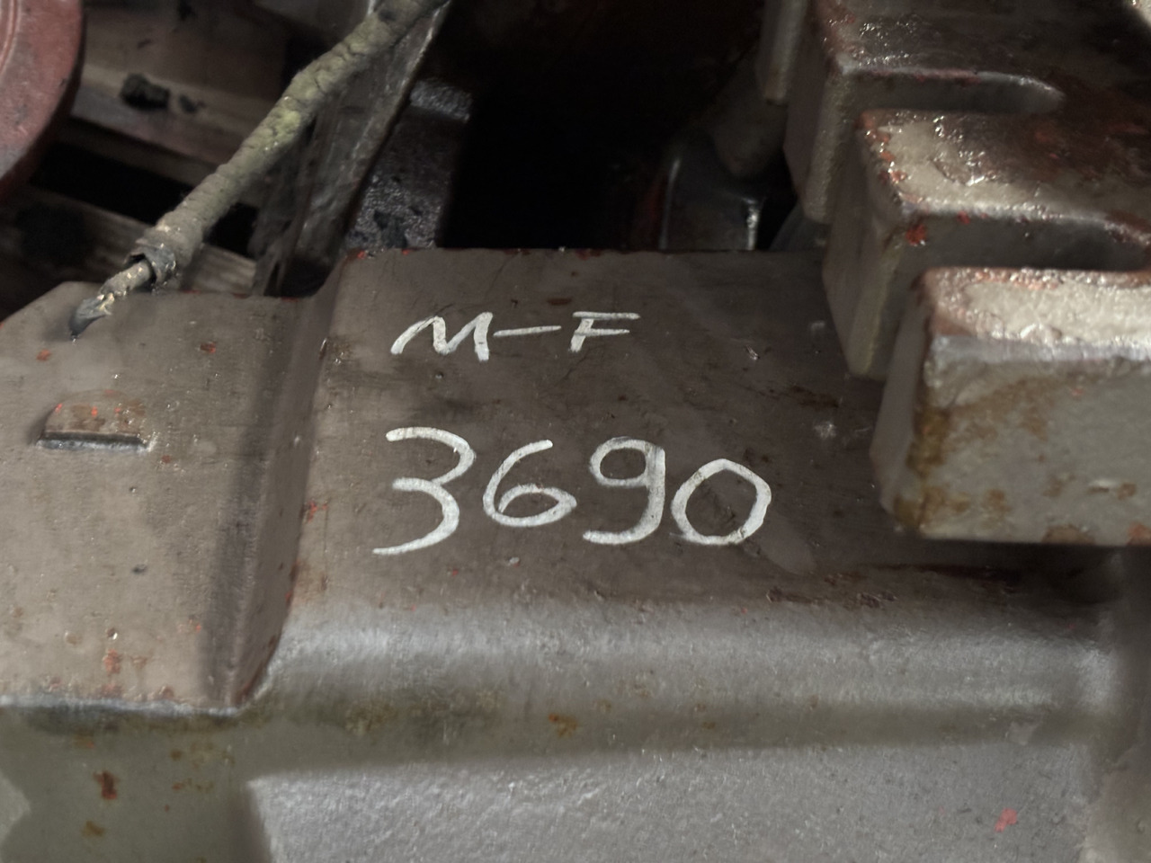 Massey Ferguson 3690 Tłok Hamulcowy 3617620M2 - 制动零件 适用于 农业机械:图3 Massey Ferguson 3690 Tłok Hamulcowy 3617620M2 - 制动零件 适用于 农业机械:图3