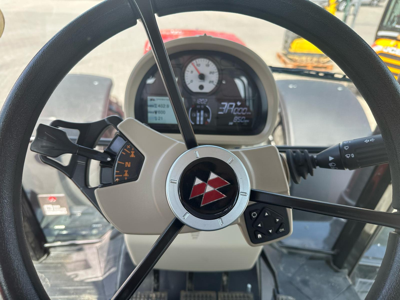 Massey Ferguson 7715S - 拖拉机:图3 Massey Ferguson 7715S - 拖拉机:图3