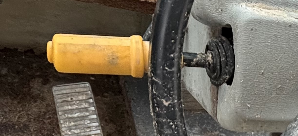 Matbro TR200 Rewers Przełącznik - 电气系统 适用于 建筑机械:图1 Matbro TR200 Rewers Przełącznik - 电气系统 适用于 建筑机械:图1