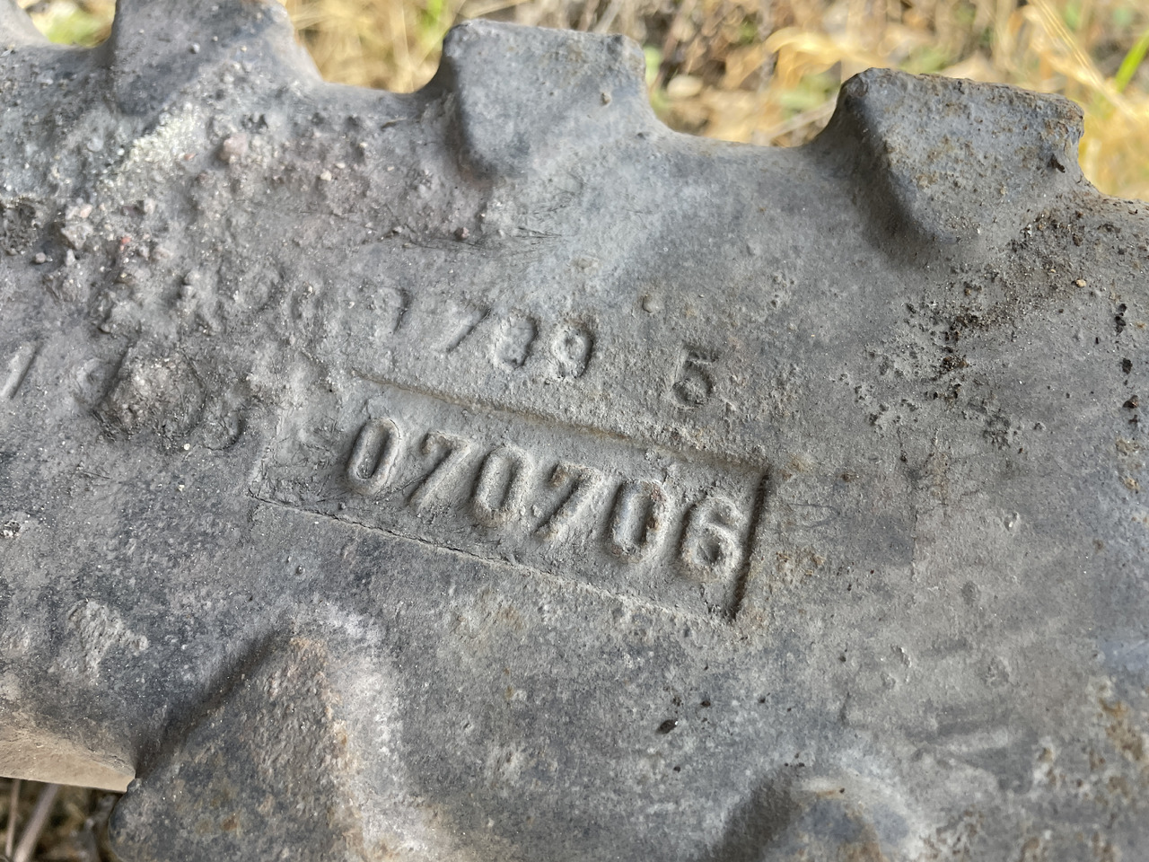 Mecalac 12 XVT - most tylny - zwolnica obudowa zwrotnica - 转向节 适用于 农业机械:图2 Mecalac 12 XVT - most tylny - zwolnica obudowa zwrotnica - 转向节 适用于 农业机械:图2