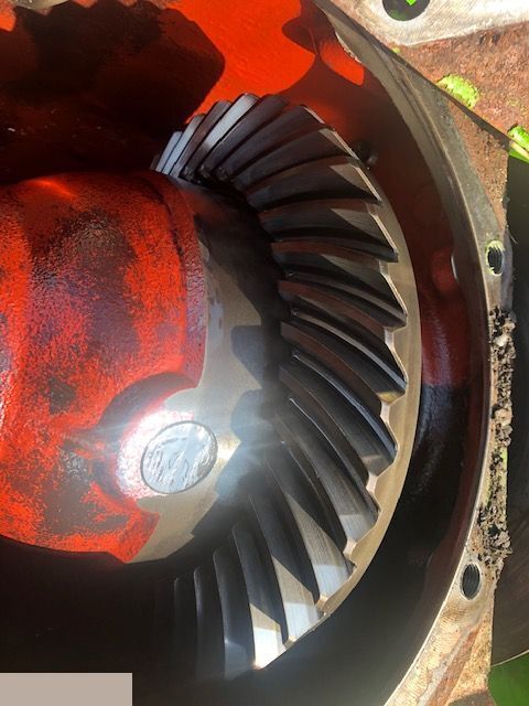 Merlo - Mechanizm Róźnicowy Atak Półosie Koło talerzowe - 差速器 适用于 农业机械:图1 Merlo - Mechanizm Róźnicowy Atak Półosie Koło talerzowe - 差速器 适用于 农业机械:图1