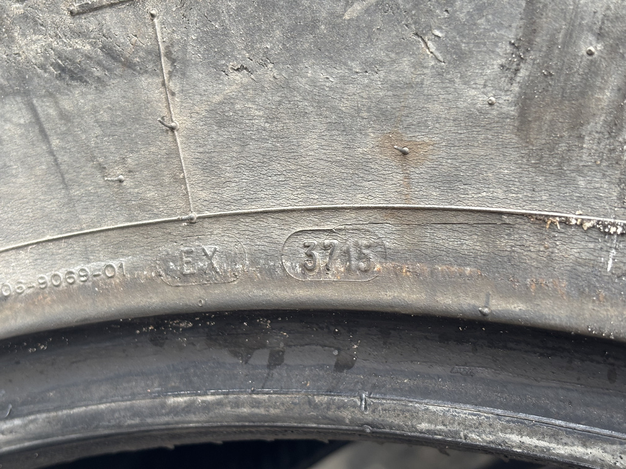 Michelin 650/65R34 600 65 34 151D MULTIBIB Opona Używana - 轮胎 适用于 农业机械:图4 Michelin 650/65R34 600 65 34 151D MULTIBIB Opona Używana - 轮胎 适用于 农业机械:图4