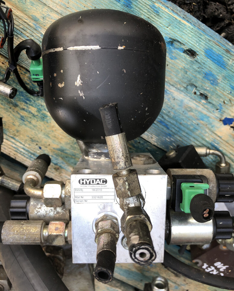 Terex-części/Terex 310-części rozdzielacz/sekcja/blok zaworowy - 液压阀 适用于 农业机械:图1 Terex-części/Terex 310-części rozdzielacz/sekcja/blok zaworowy - 液压阀 适用于 农业机械:图1