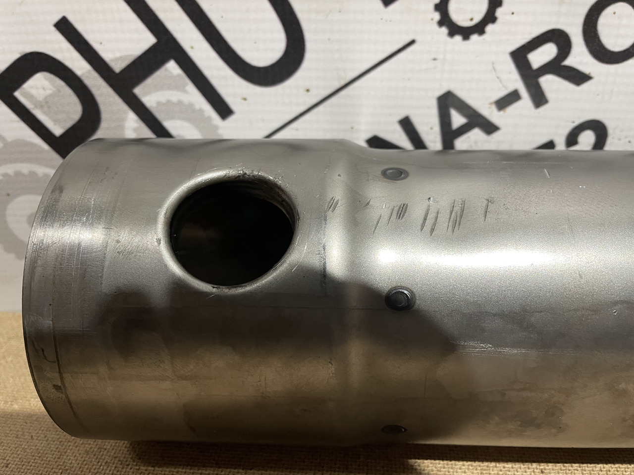 Valtra S354 Massey 8480 - skrzynia biegów - filtr ssawny rura G916100490022 - 变速箱 适用于 农业机械:图2 Valtra S354 Massey 8480 - skrzynia biegów - filtr ssawny rura G916100490022 - 变速箱 适用于 农业机械:图2