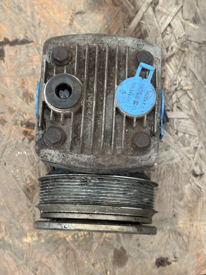 WABCO Kompresor Sprężonego Powietrza 4111411020 - 空气制动压缩机 适用于 农业机械:图2 WABCO Kompresor Sprężonego Powietrza 4111411020 - 空气制动压缩机 适用于 农业机械:图2